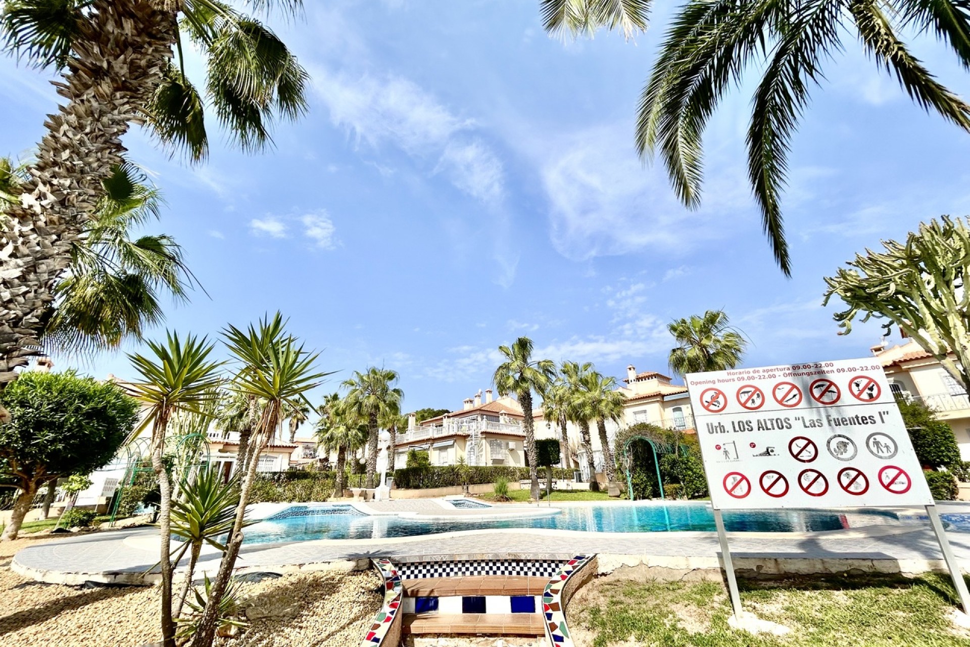 Resale - Apartment -
Los Altos - Costa Blanca