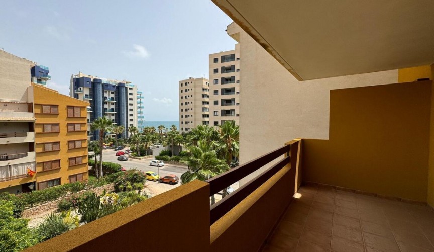 Resale - Apartment -
Los Balcones - Inland