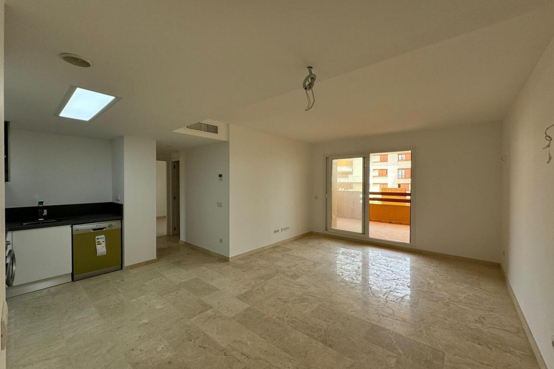 Resale - Apartment -
Los Balcones - Inland