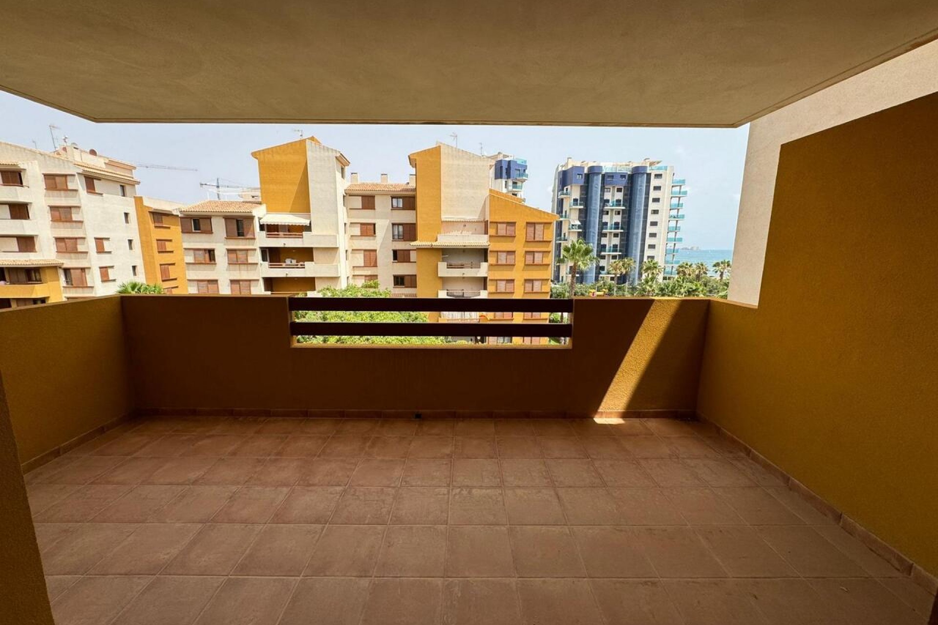 Resale - Apartment -
Los Balcones - Inland