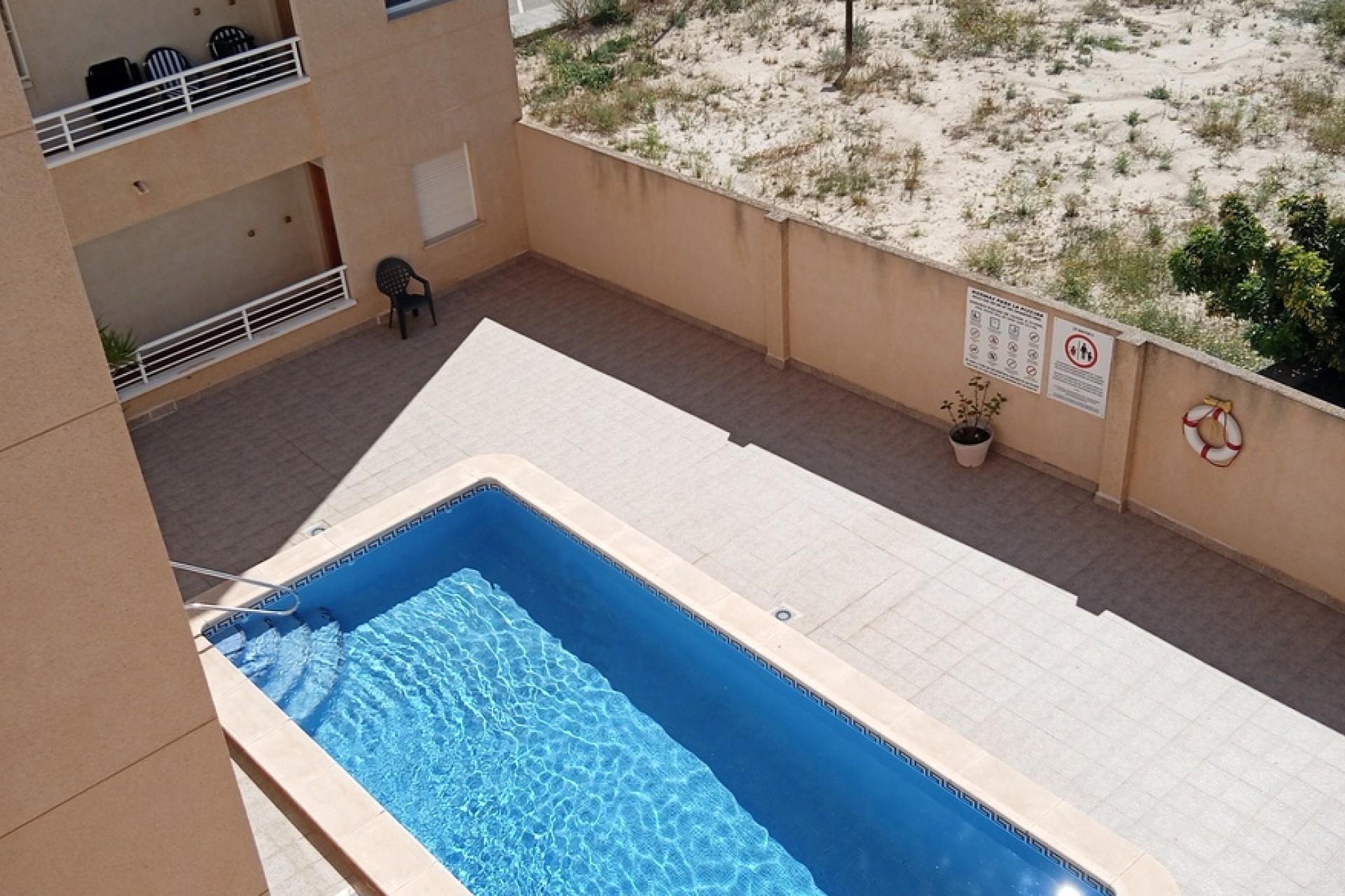Resale - Apartment -
Los Montesinos - PUEBLO CENTRO