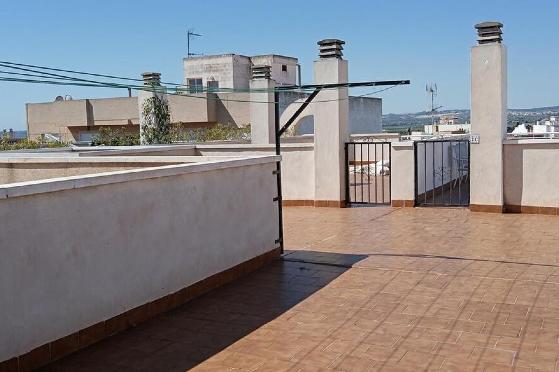 Resale - Apartment -
Los Montesinos - PUEBLO CENTRO