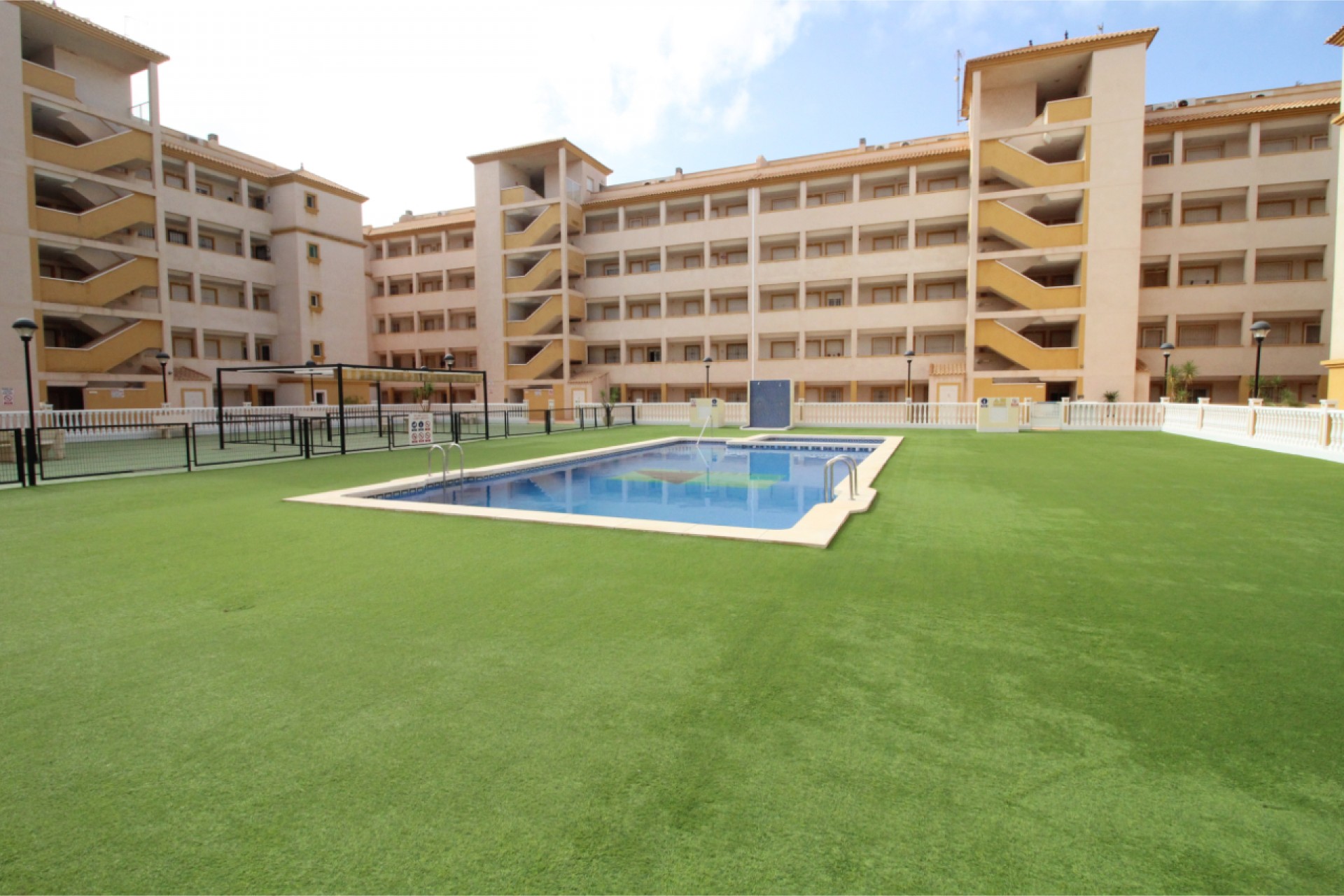 Resale - Apartment -
Mar de Cristal - Costa Calida