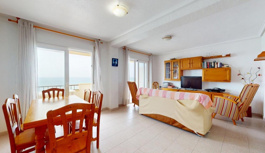 Resale - Apartment -
Mil Palmeras - Costa Blanca