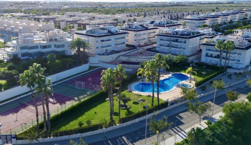 Resale - Apartment -
Mil Palmeras - Costa Blanca