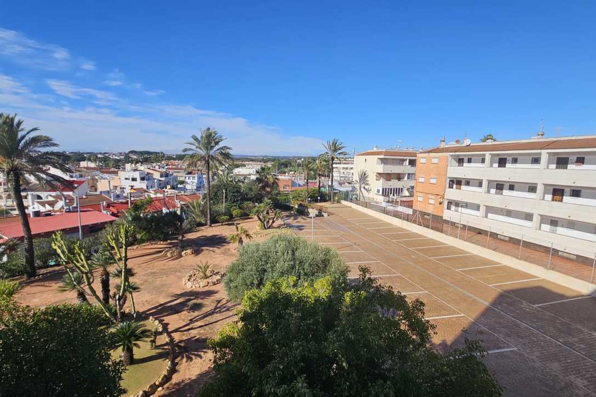 Resale - Apartment -
Mil Palmeras - Costa Blanca