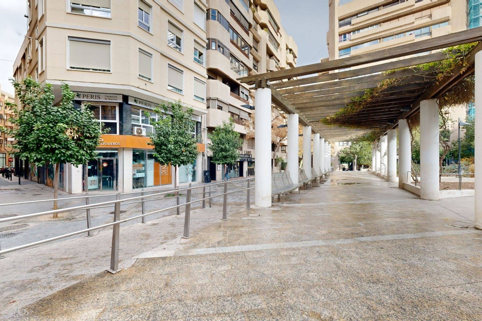 Resale - Apartment -
Murcia - Centro