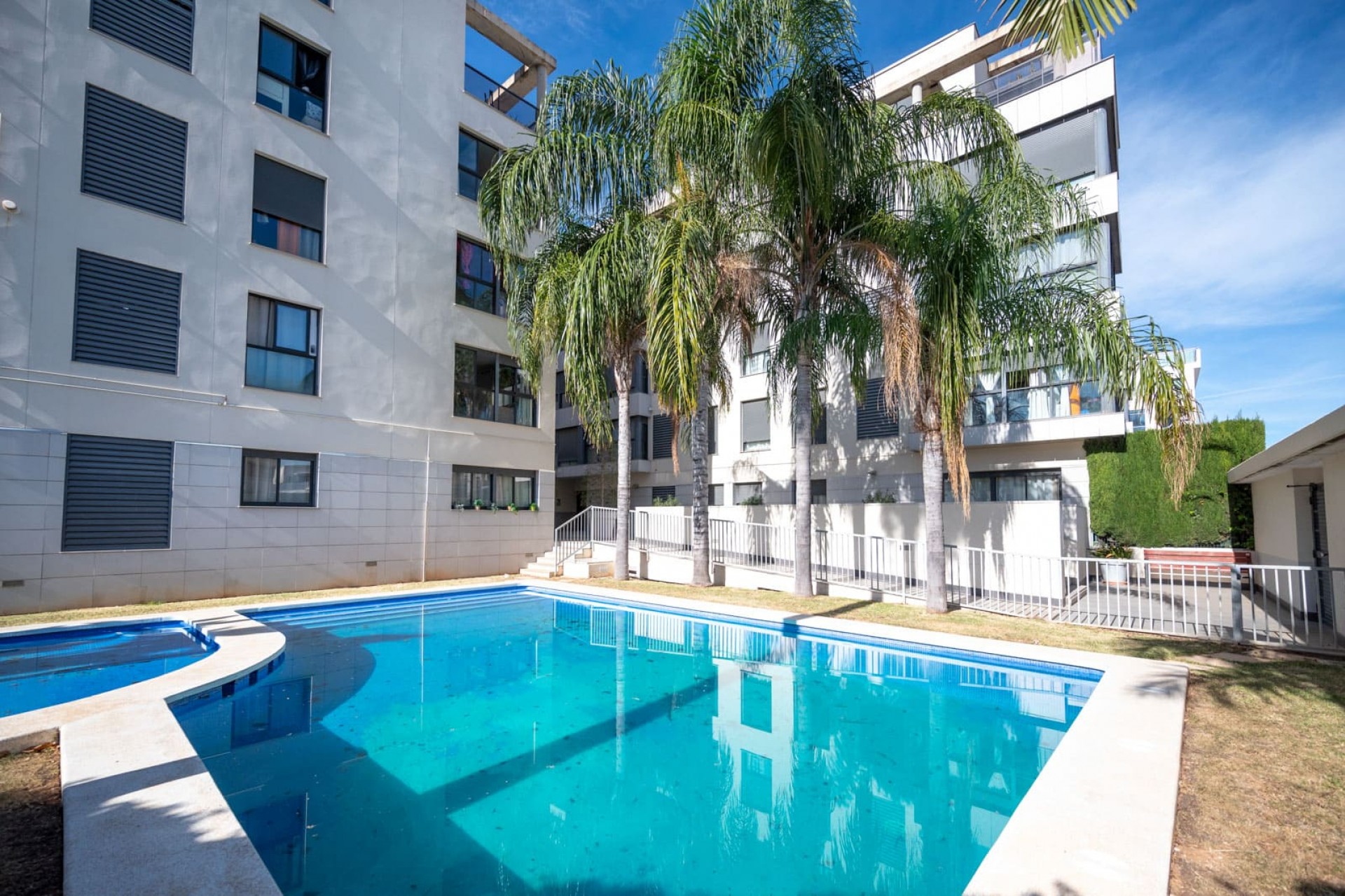 Resale - Apartment -
Ondara - Inland