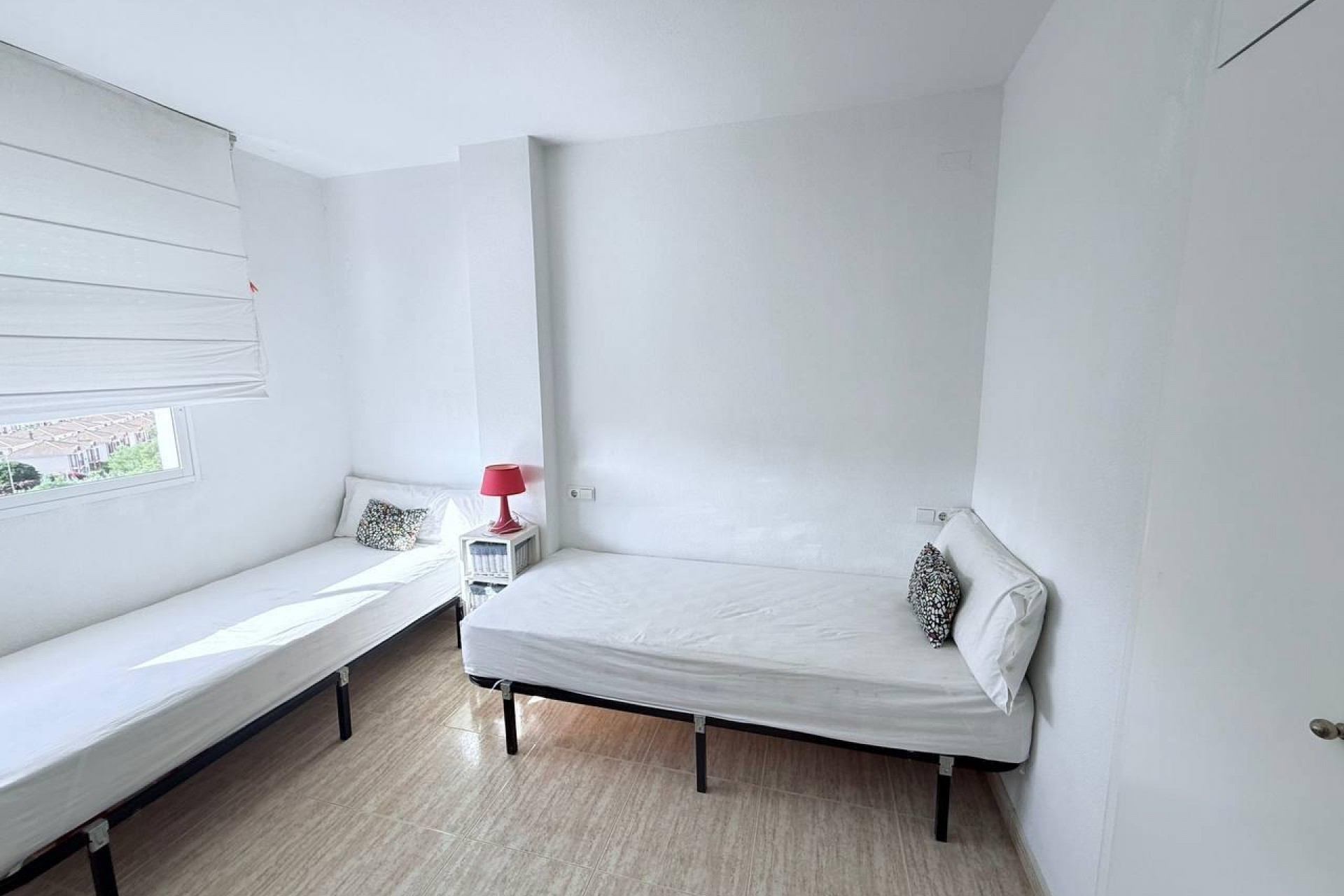 Resale - Apartment -
Orihuela Costa - Campoamor