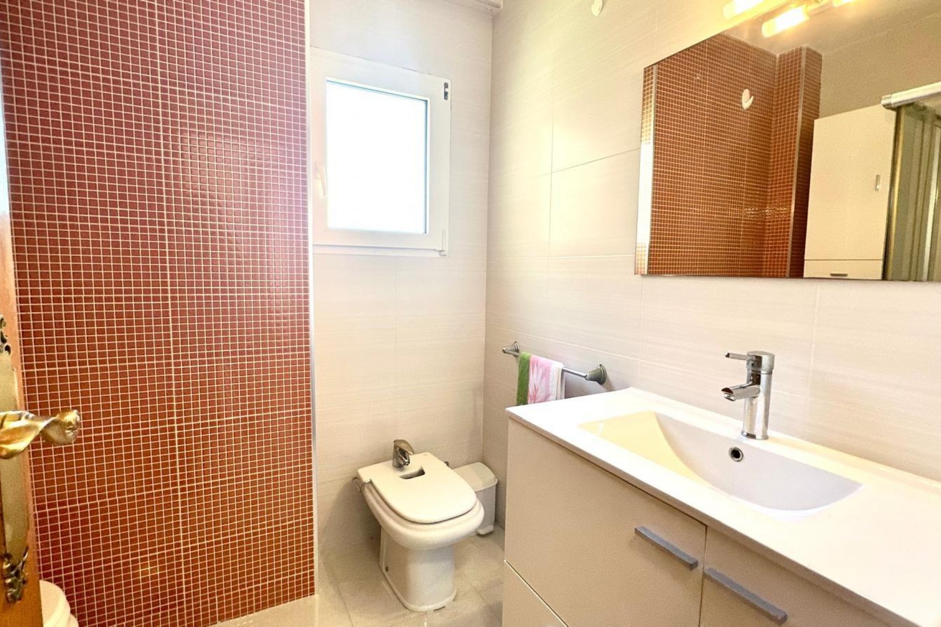 Resale - Apartment -
Orihuela Costa - Campoamor