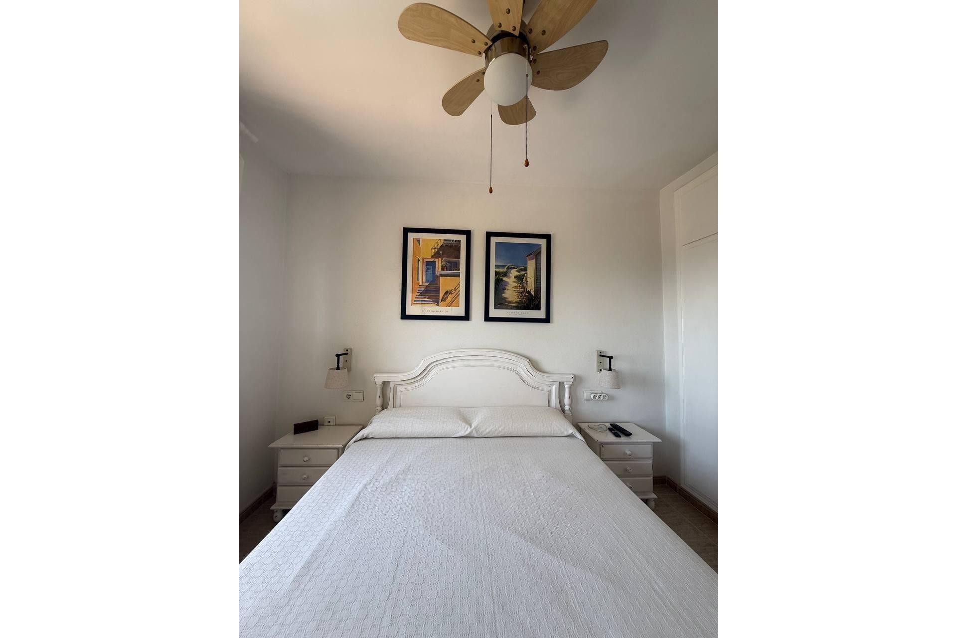 Resale - Apartment -
Orihuela Costa - Campoamor