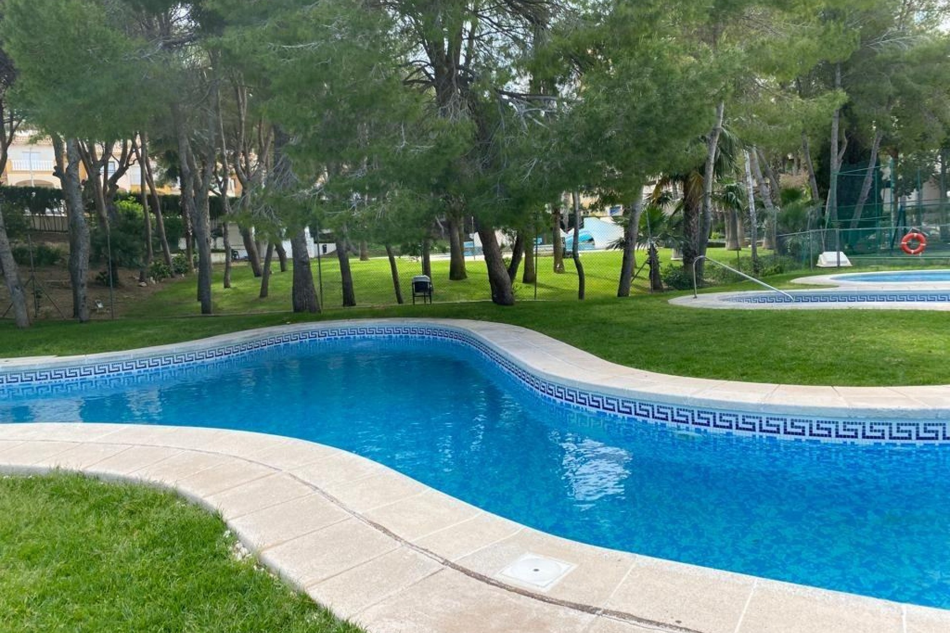 Resale - Apartment -
Orihuela Costa - Campoamor