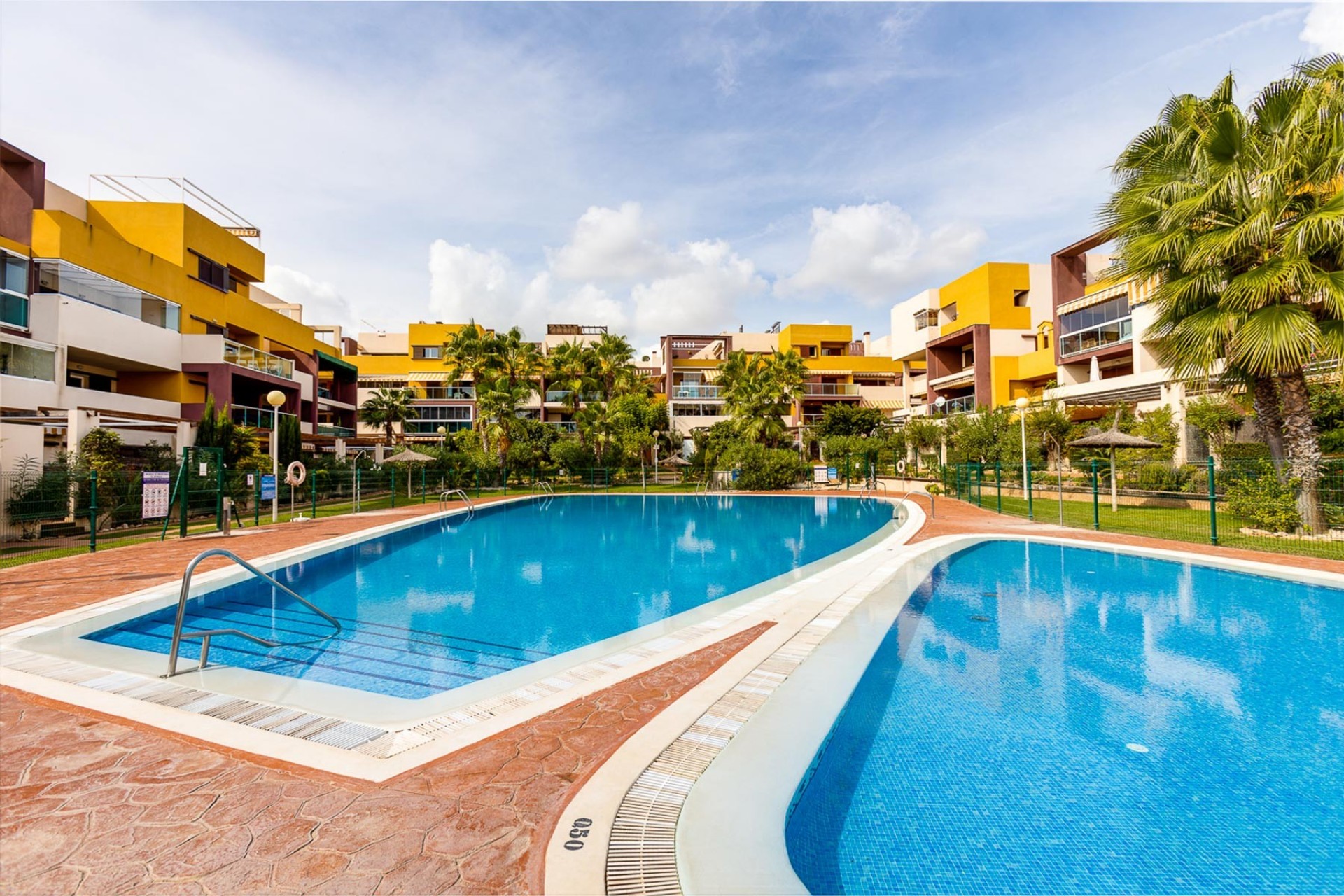 Resale - Apartment -
Orihuela Costa - Costa Blanca