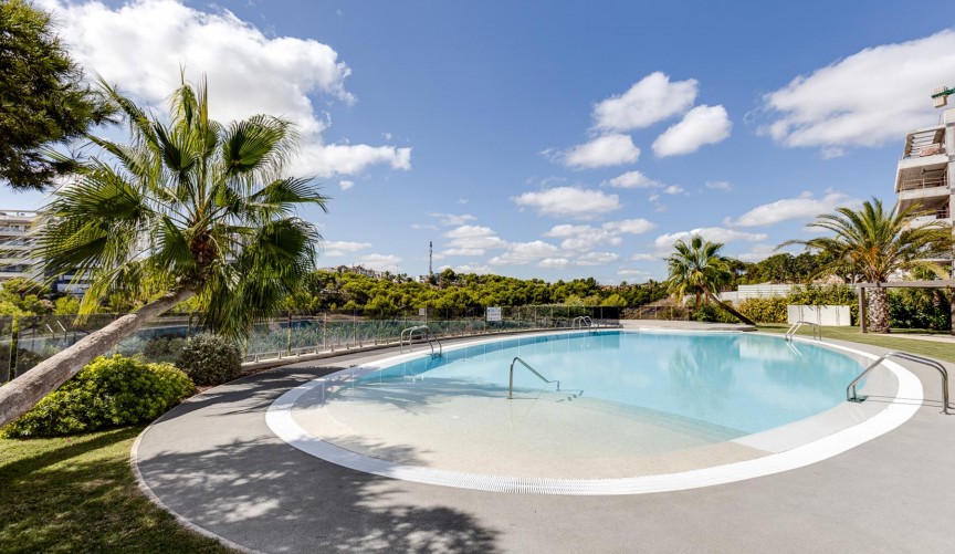 Resale - Apartment -
Orihuela Costa - Costa Blanca