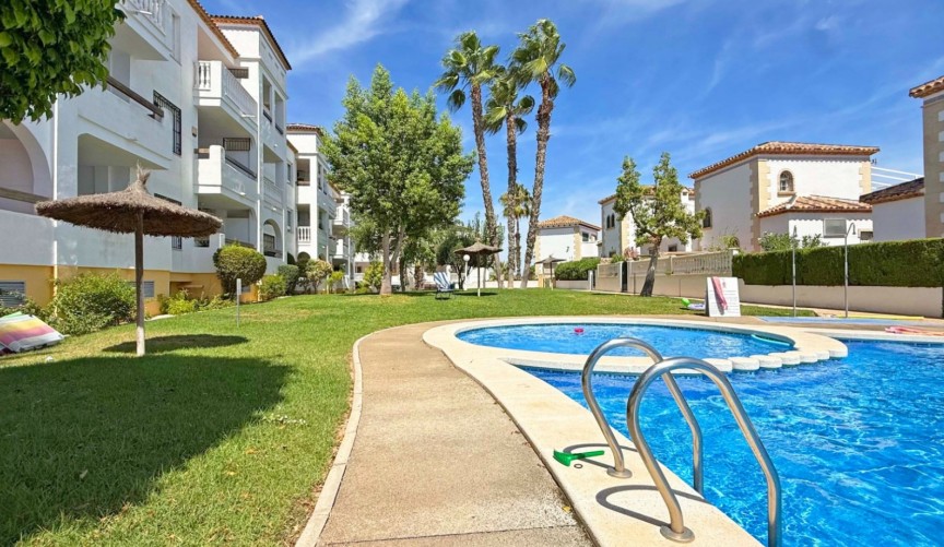 Resale - Apartment -
Orihuela Costa - Costa Blanca