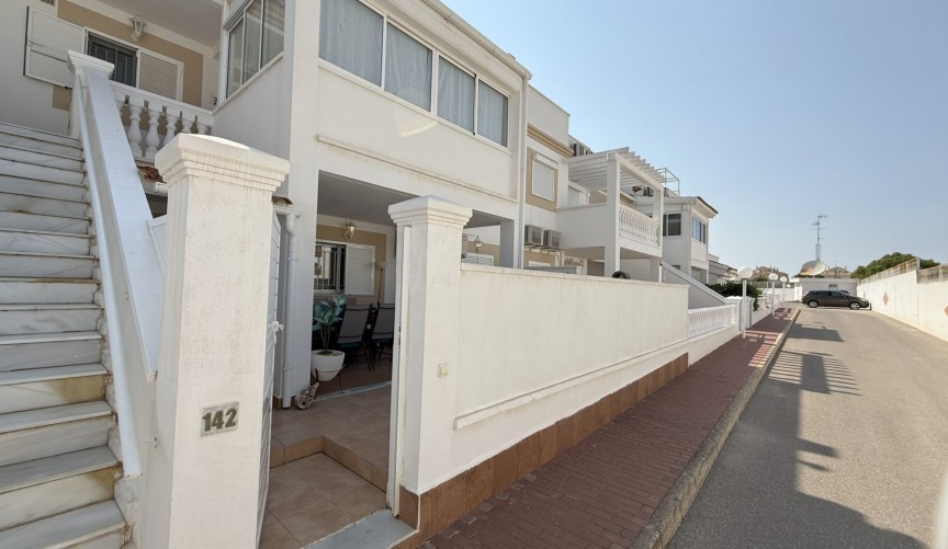 Resale - Apartment -
Orihuela Costa - Costa Blanca