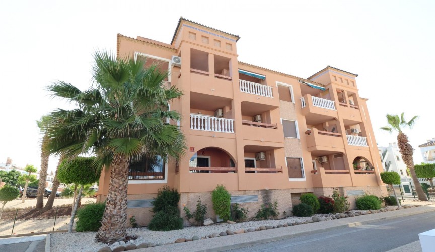 Resale - Apartment -
Orihuela Costa - Costa Blanca