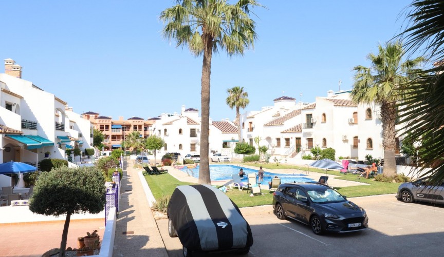 Resale - Apartment -
Orihuela Costa - Costa Blanca