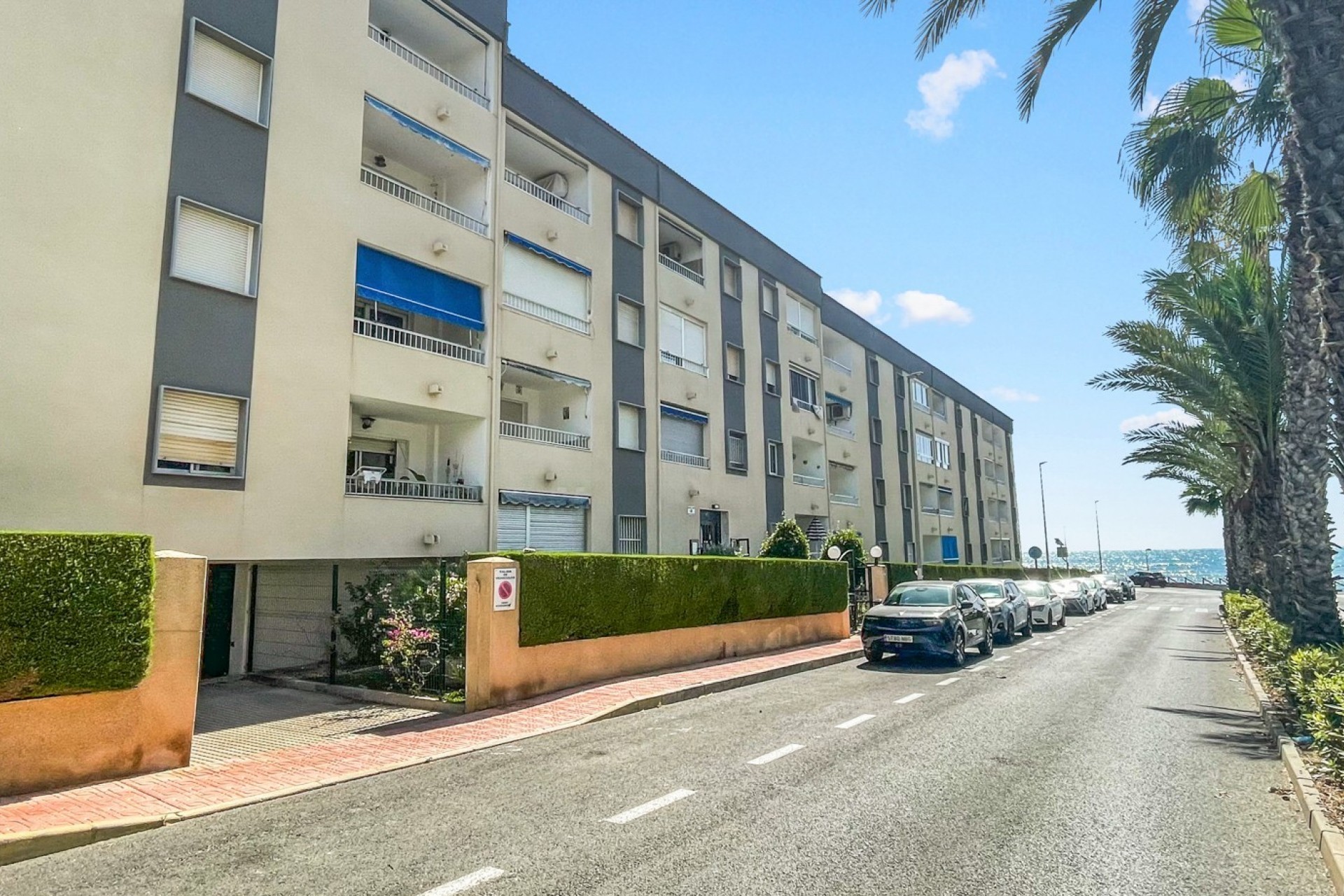 Resale - Apartment -
Orihuela Costa - Costa Blanca