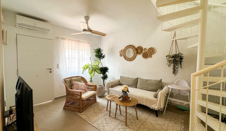 Resale - Apartment -
Orihuela Costa - Costa Blanca