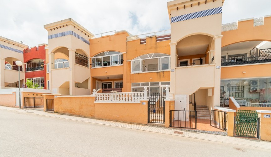 Resale - Apartment -
Orihuela Costa - Costa Blanca