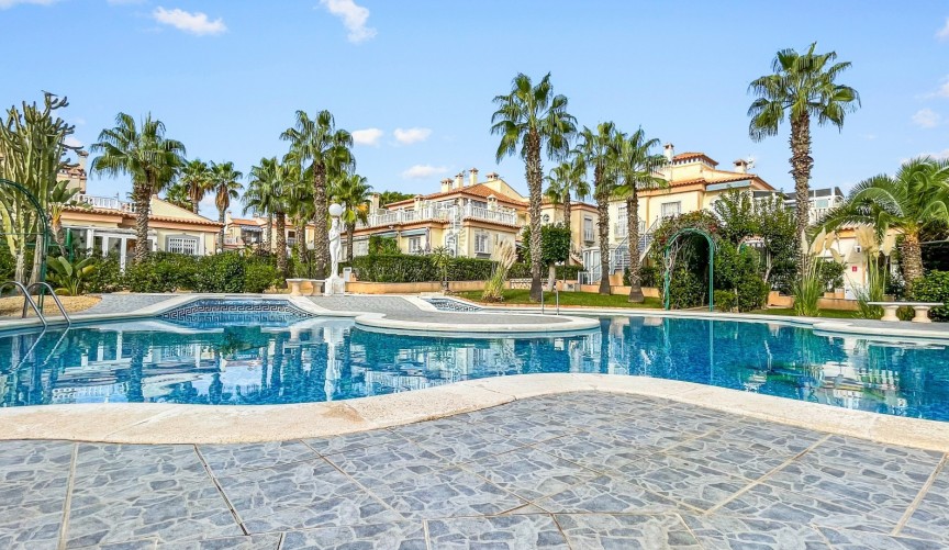 Resale - Apartment -
Orihuela Costa - Costa Blanca