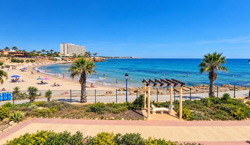 Resale - Apartment -
Orihuela Costa - Costa Blanca