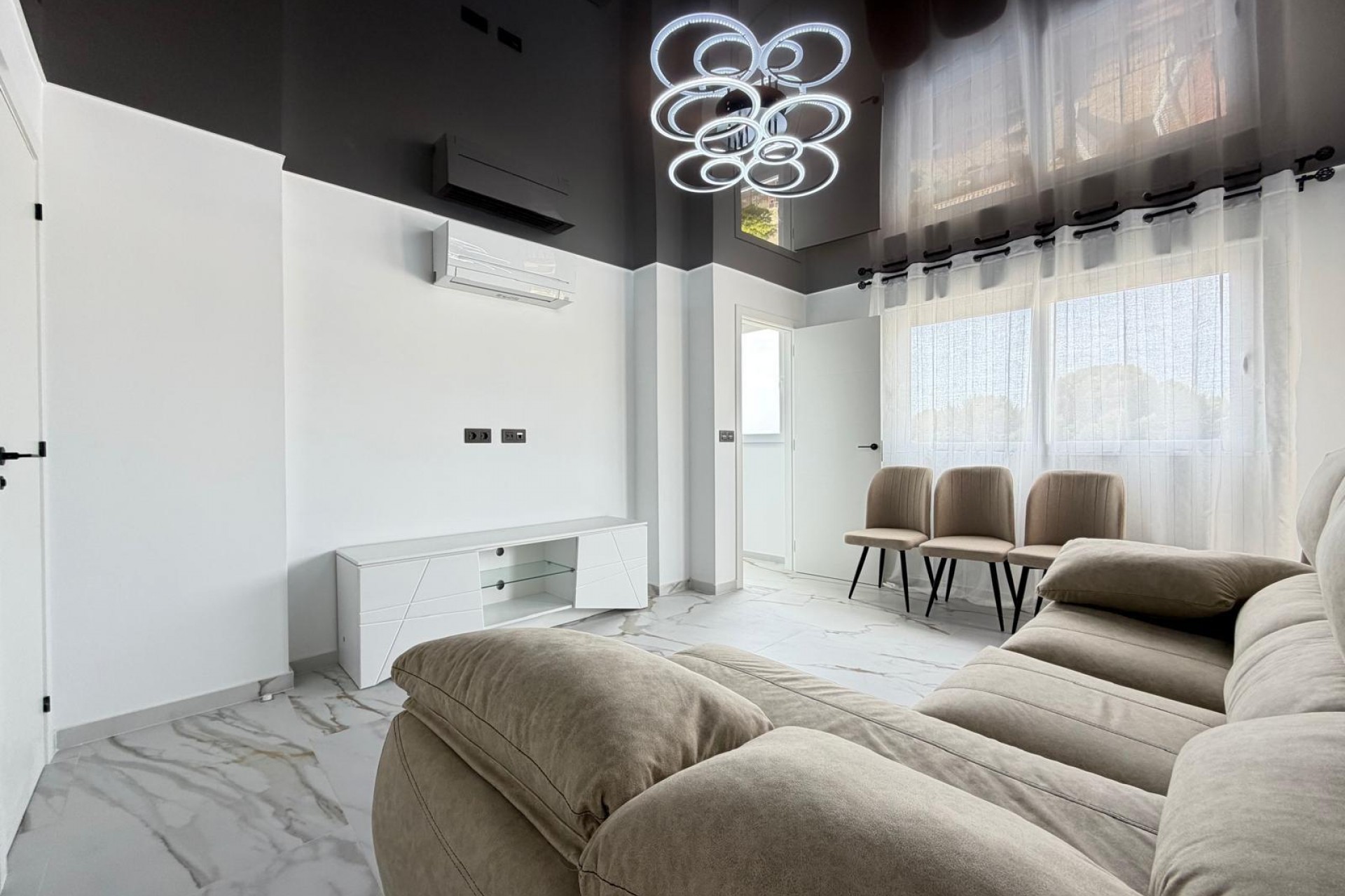 Resale - Apartment -
Orihuela Costa - La Zenia