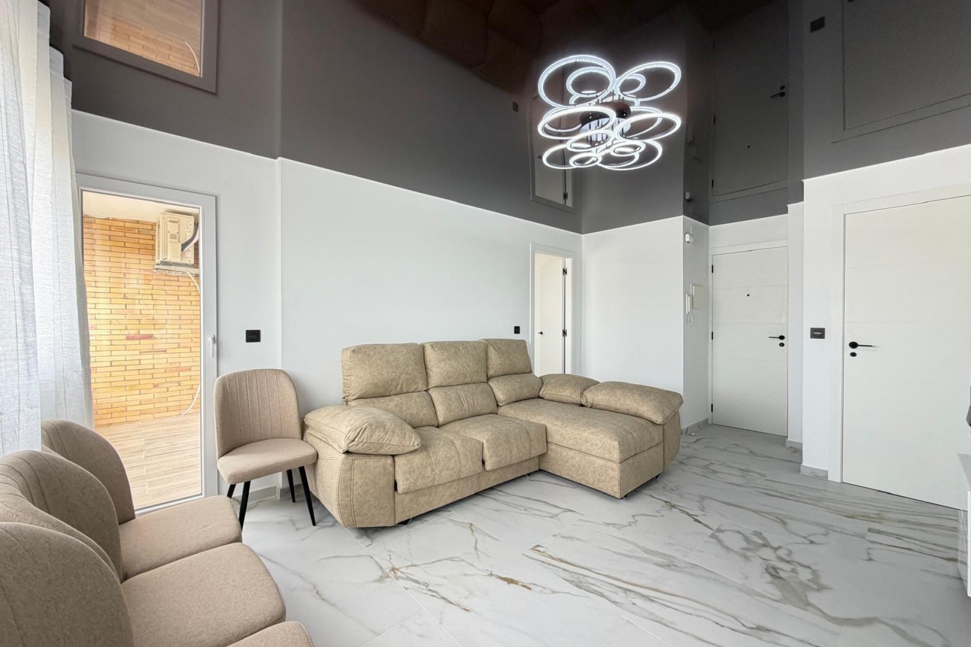Resale - Apartment -
Orihuela Costa - La Zenia