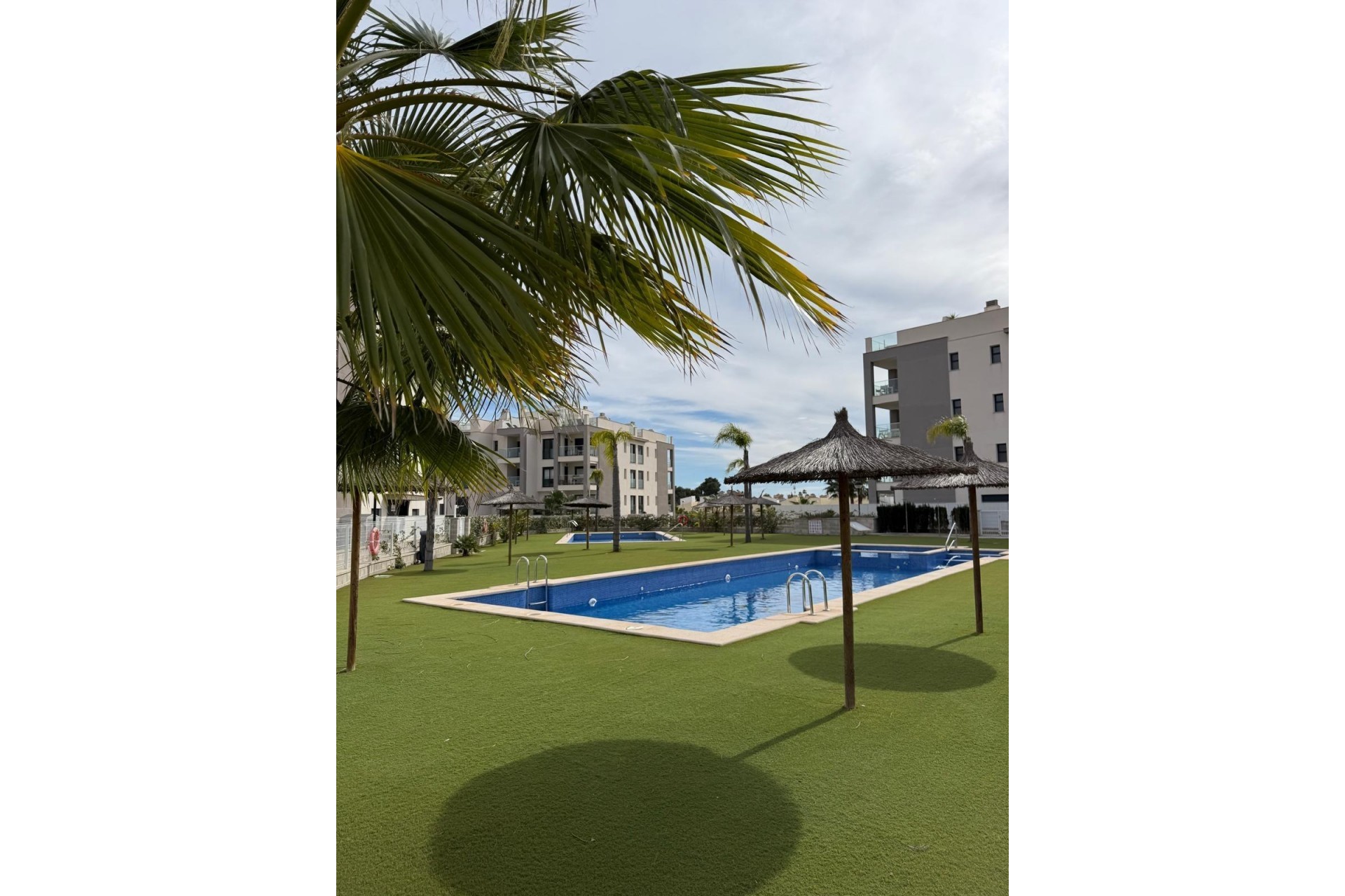 Resale - Apartment -
Orihuela Costa - Las Filipinas