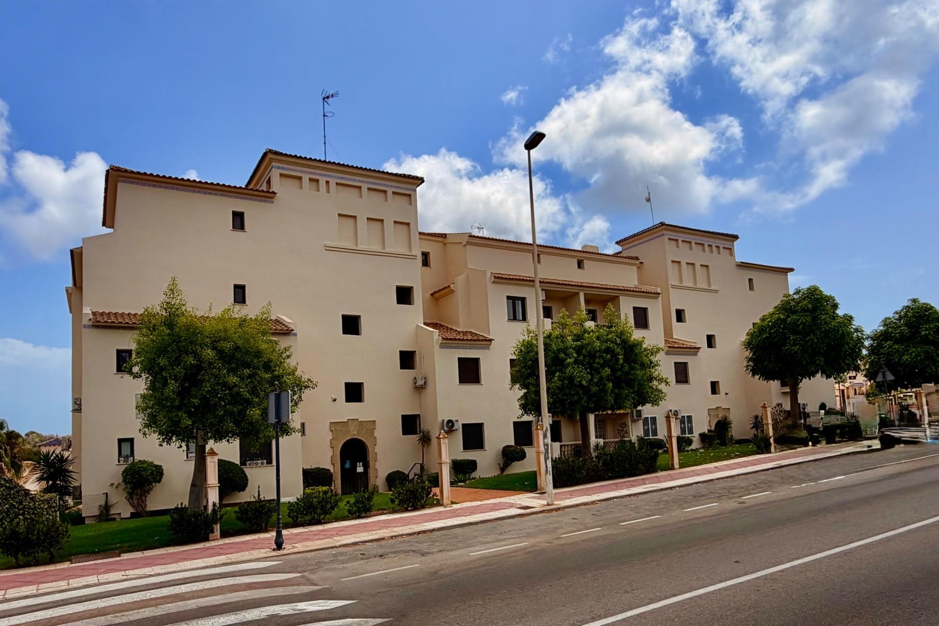 Resale - Apartment -
Orihuela Costa - Las Ramblas