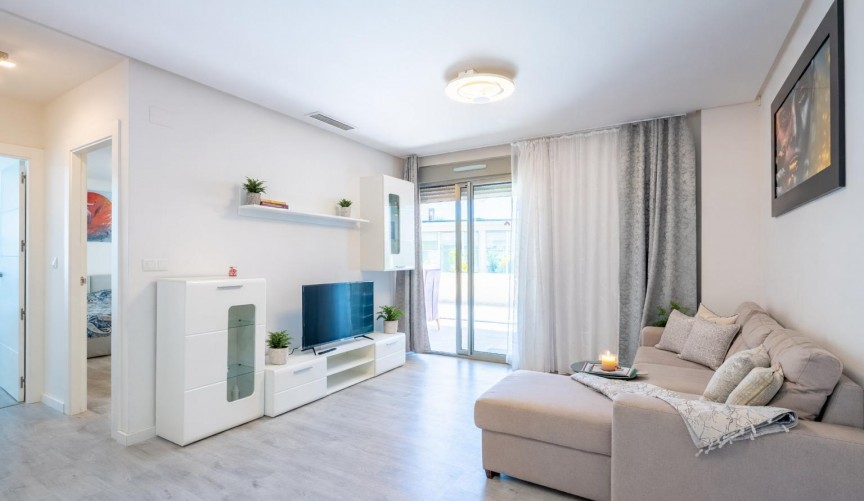 Resale - Apartment -
Orihuela Costa - Los Dolses