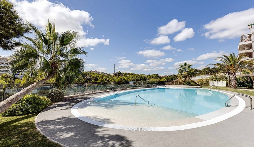 Resale - Apartment -
Orihuela Costa - Los Dolses