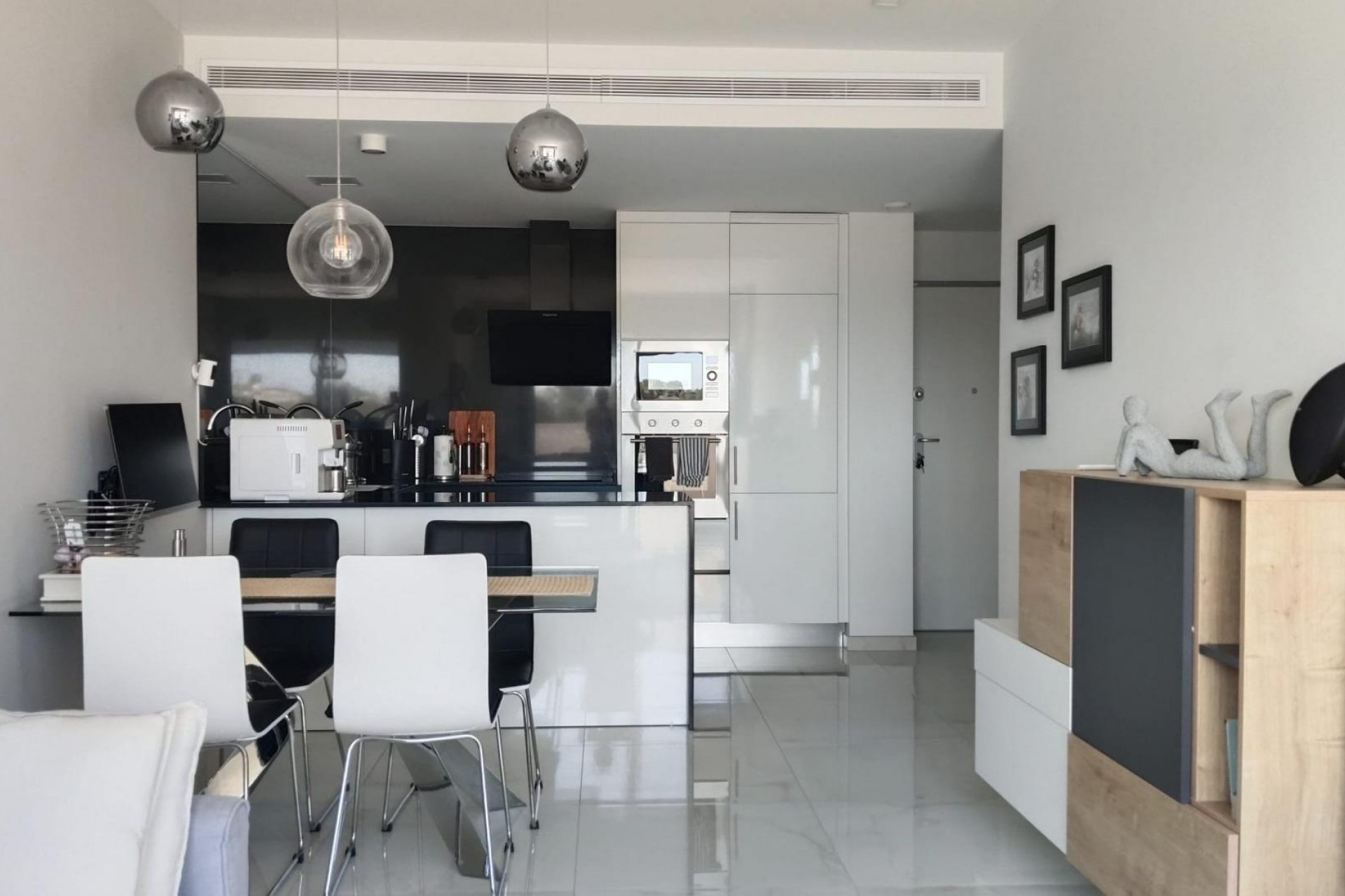 Resale - Apartment -
Orihuela Costa - PAU 8