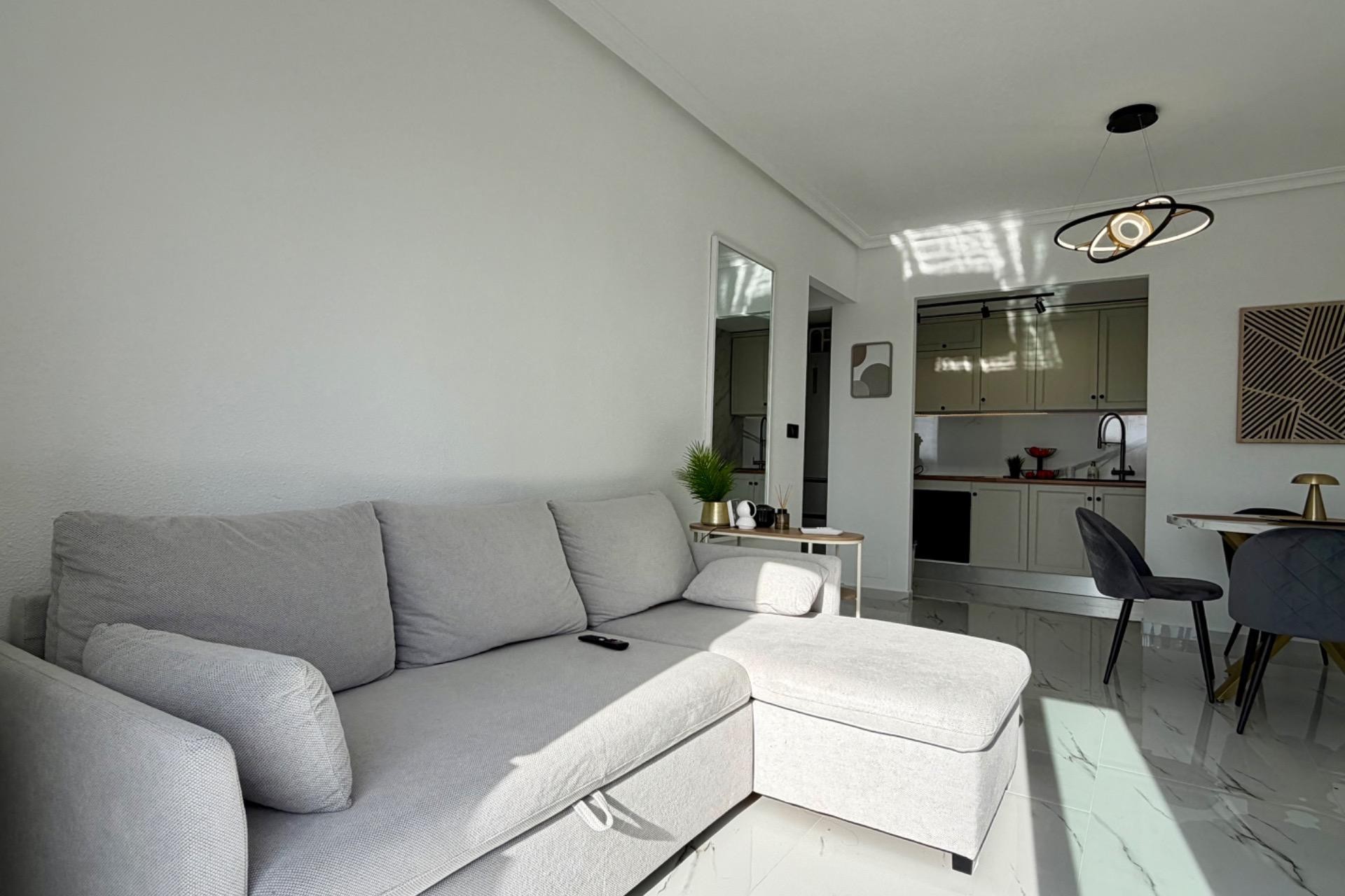 Resale - Apartment -
Orihuela Costa - Playa Flamenca Norte