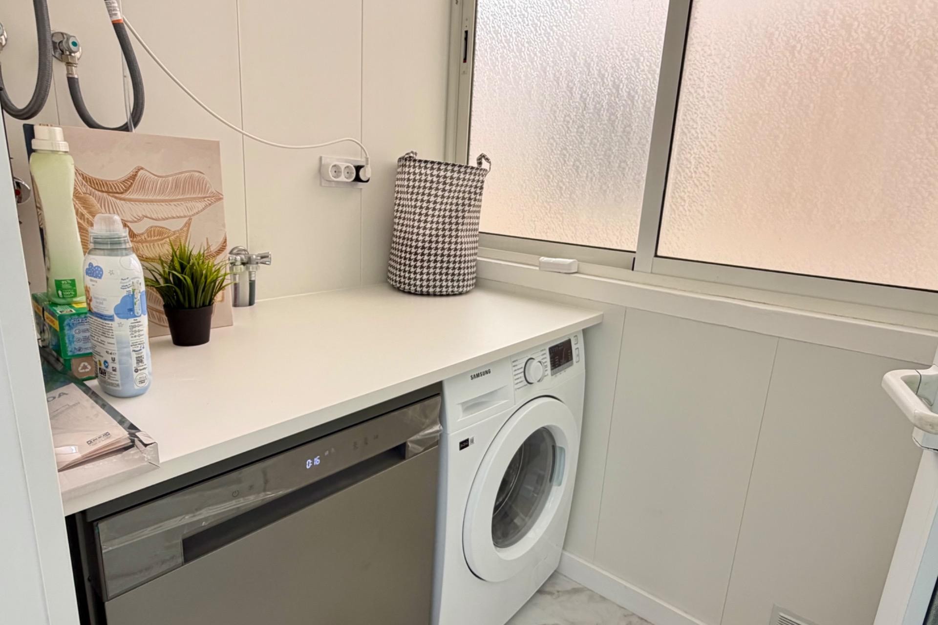 Resale - Apartment -
Orihuela Costa - Playa Flamenca Norte