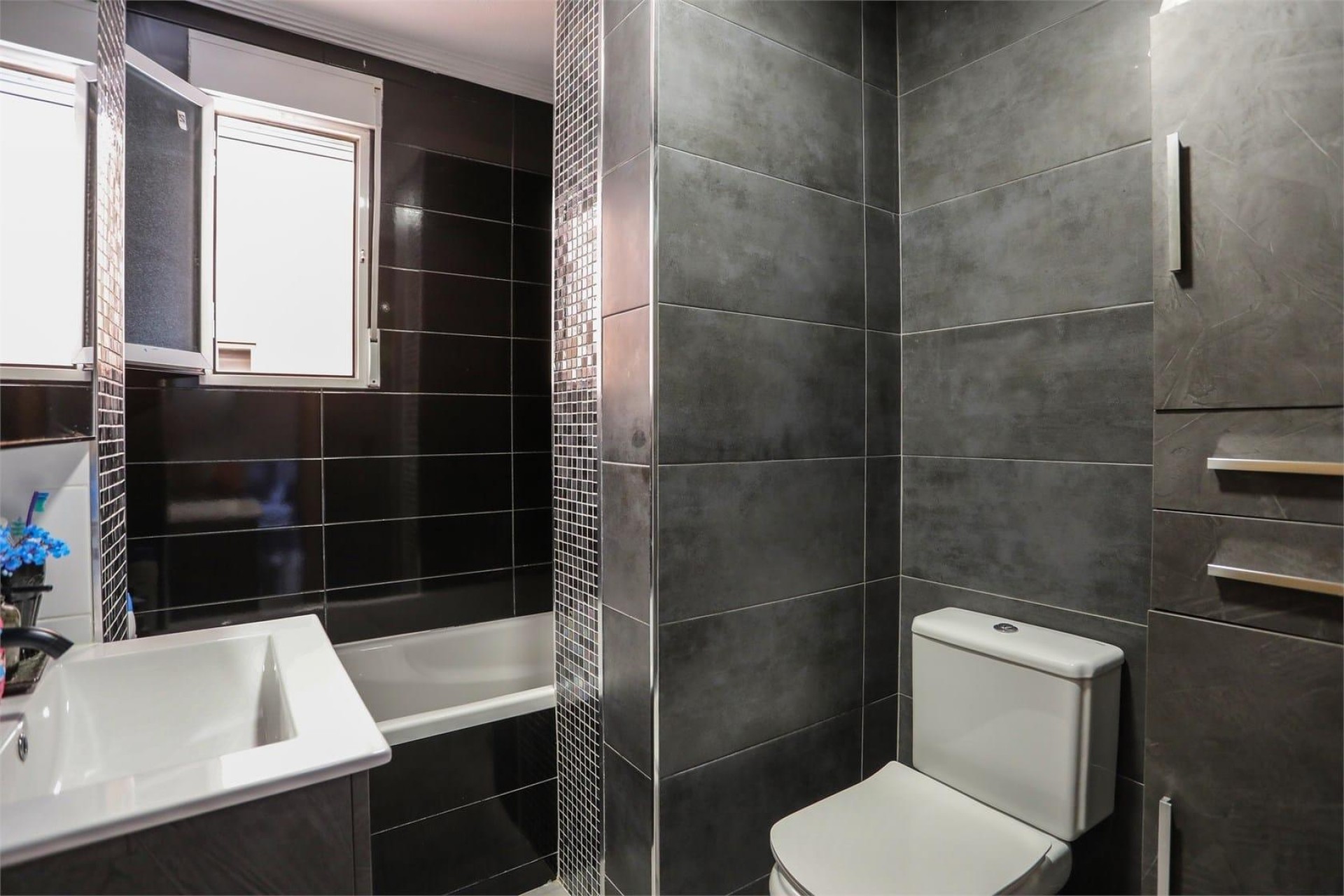 Resale - Apartment -
Orihuela Costa - Playa Flamenca