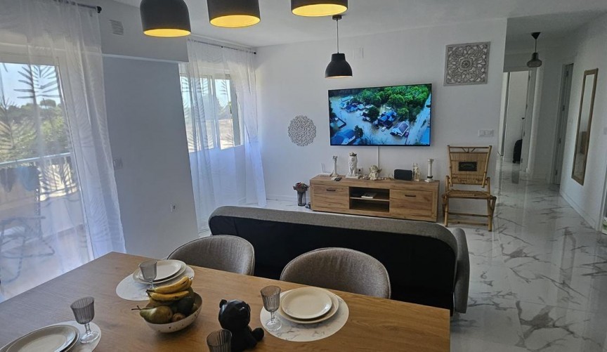 Resale - Apartment -
Orihuela Costa - Punta Prima