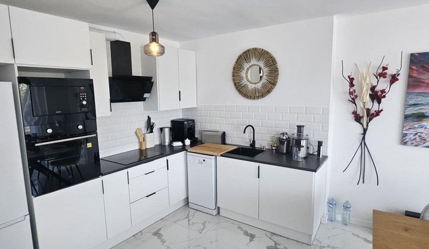 Resale - Apartment -
Orihuela Costa - Punta Prima