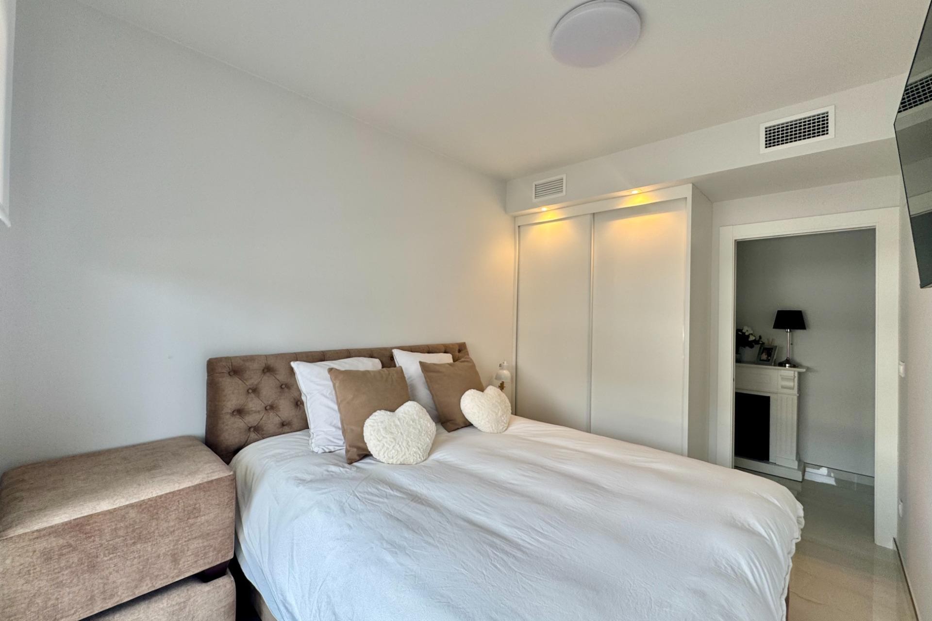 Resale - Apartment -
Orihuela Costa - Punta Prima