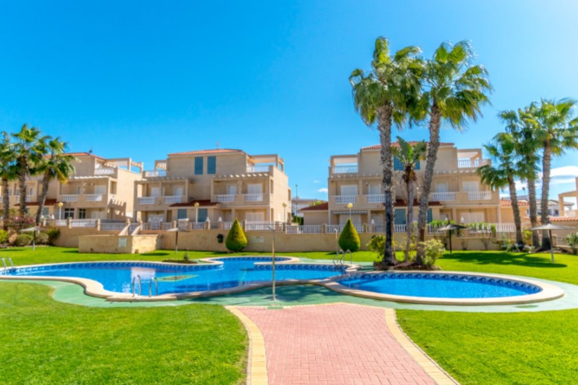 Resale - Apartment -
Orihuela - Inland