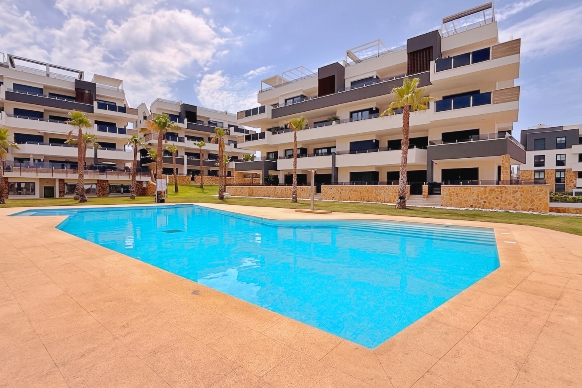 Resale - Apartment -
Orihuela - Inland