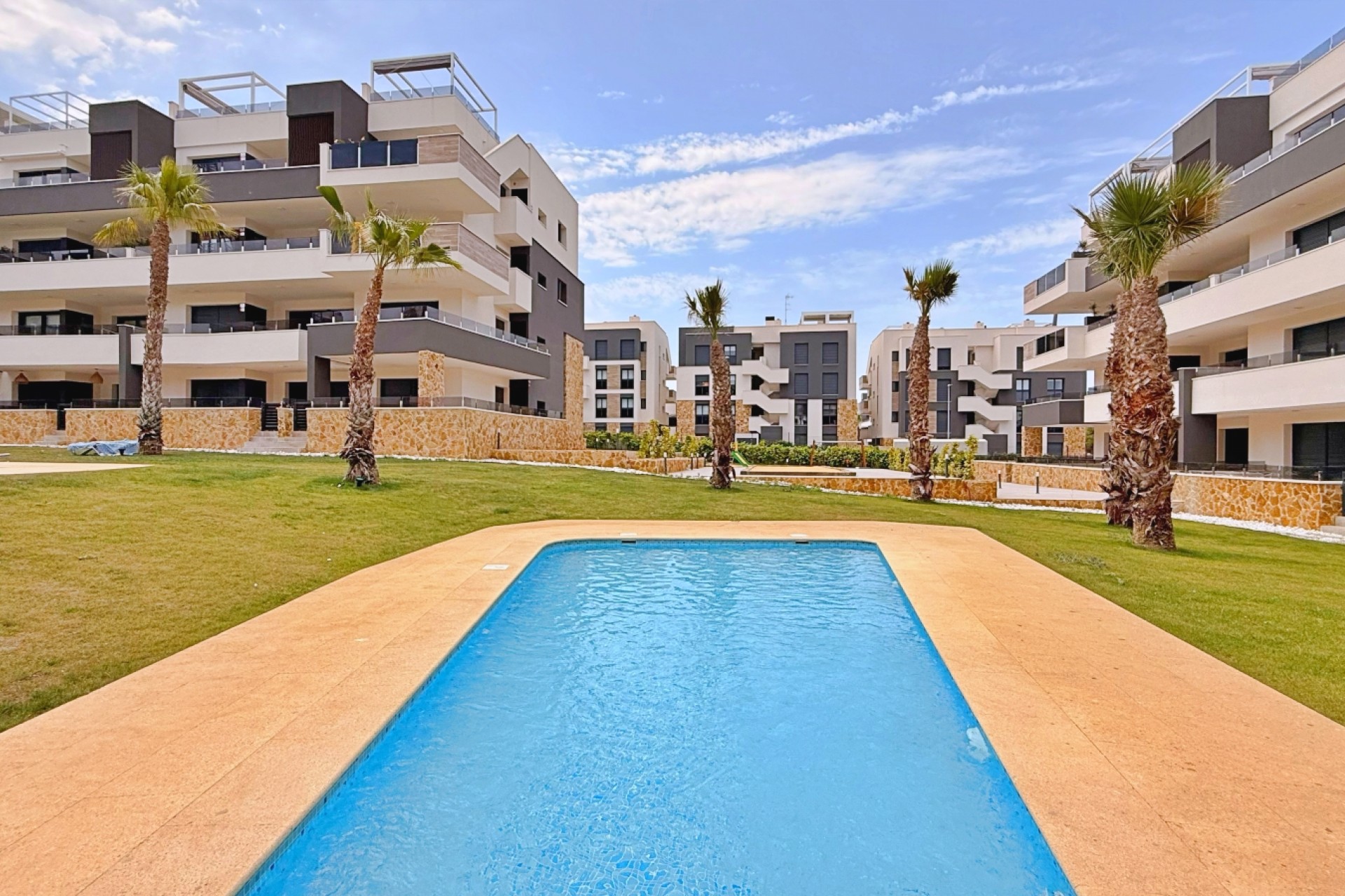 Resale - Apartment -
Orihuela - Inland