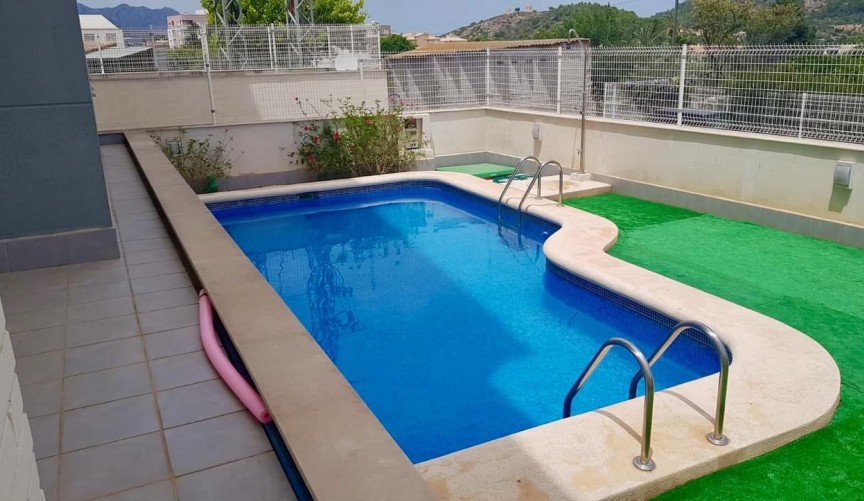 Resale - Apartment -
Pedreguer - Inland