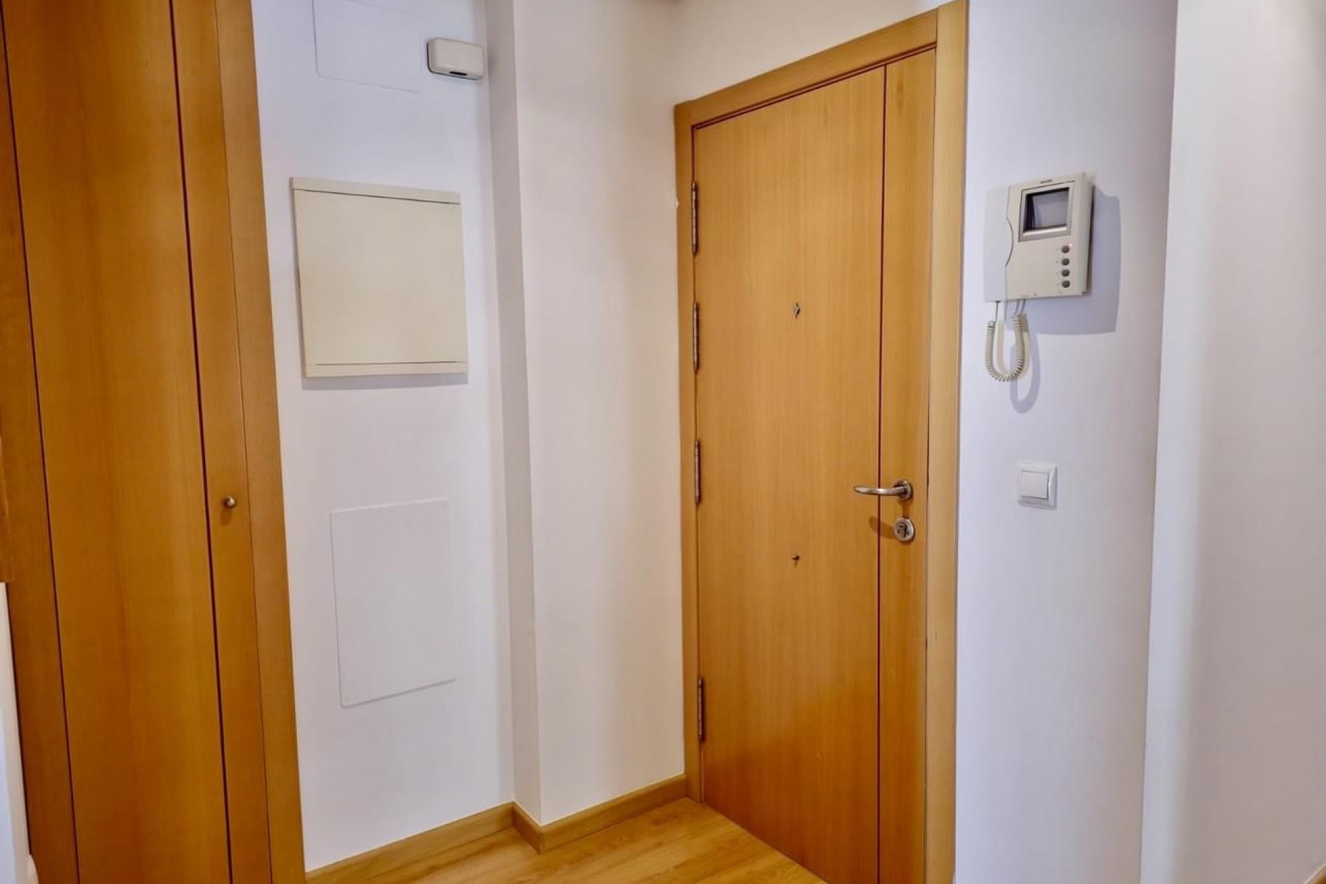 Resale - Apartment -
Pedreguer - Inland