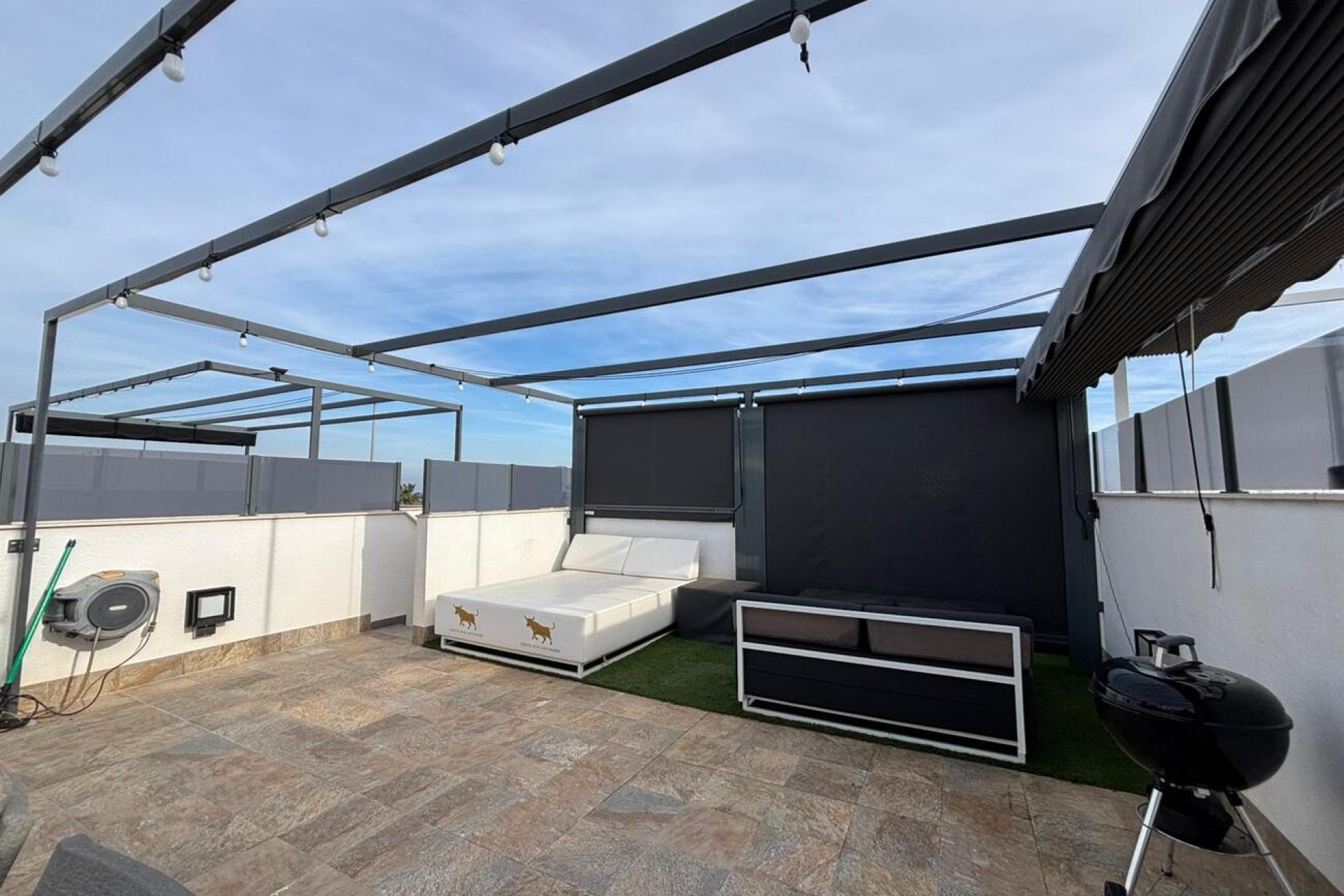 Resale - Apartment Penthouse -
Pilar de la Horadada