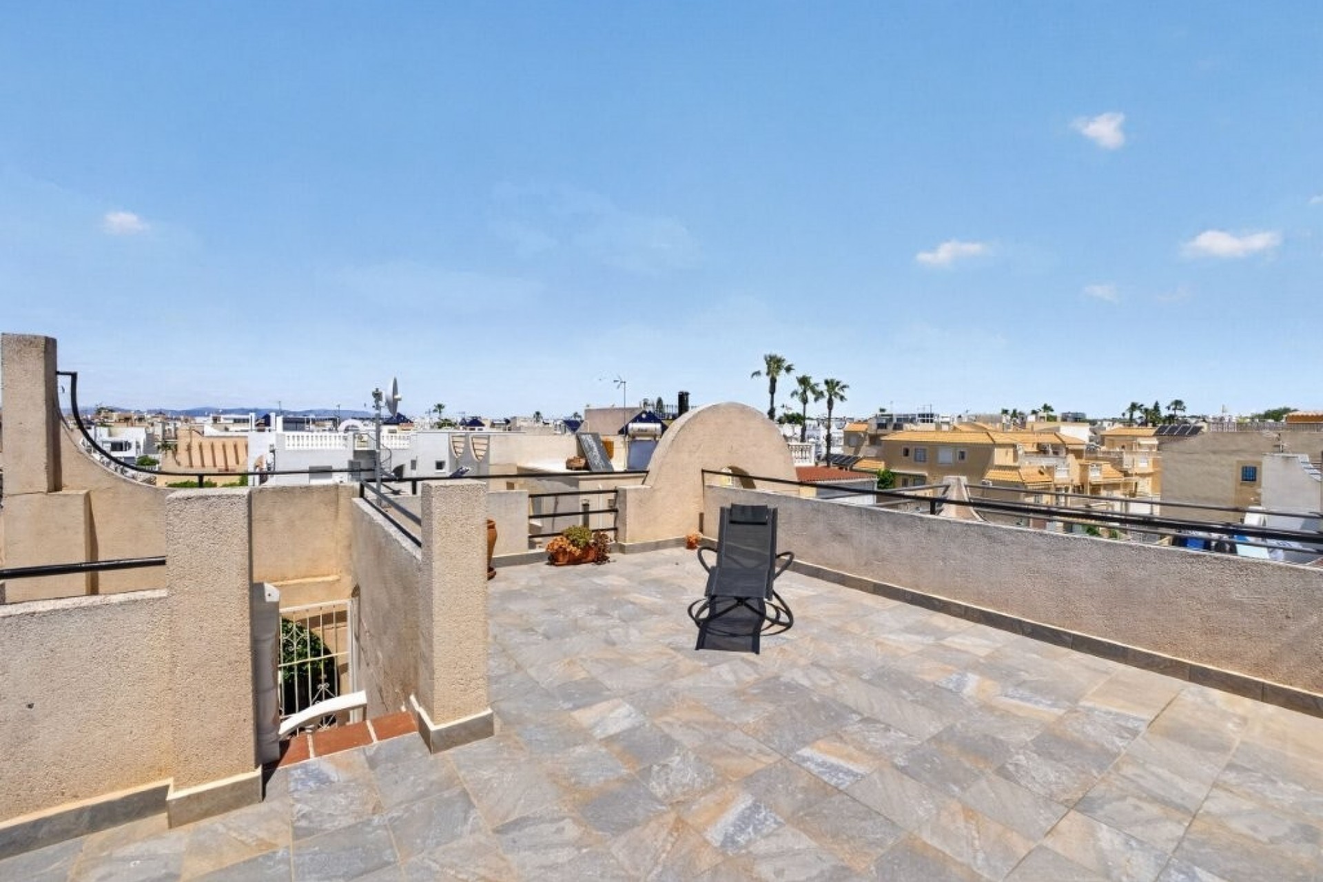 Resale - Apartment Penthouse -
Torrevieja - Doña Ines