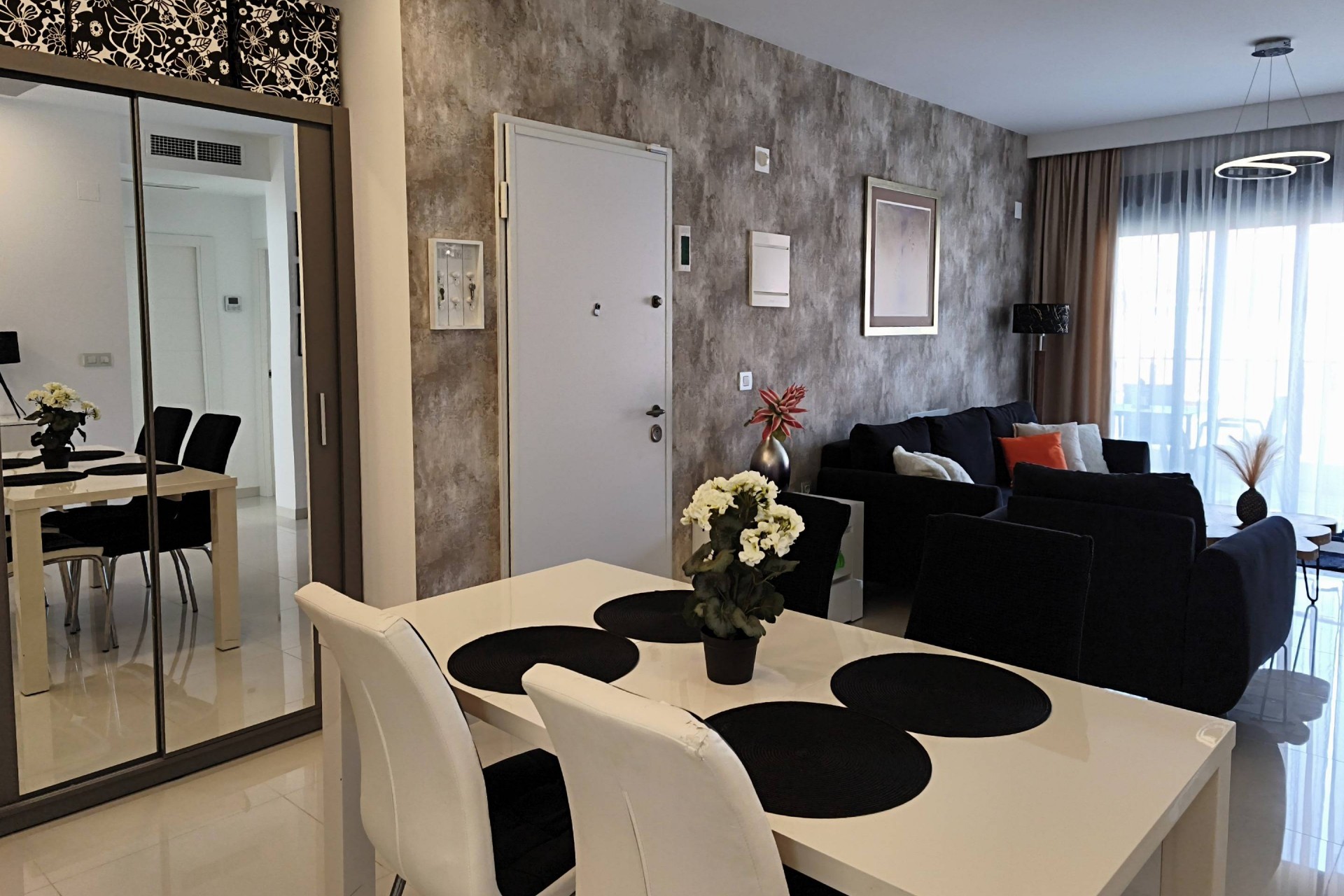 Resale - Apartment -
Pilar de la Horadada - La Torre De La Horadada