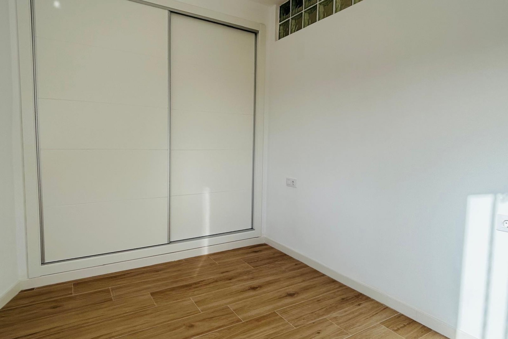 Resale - Apartment -
Pilar de la Horadada - Torre De La Horadada