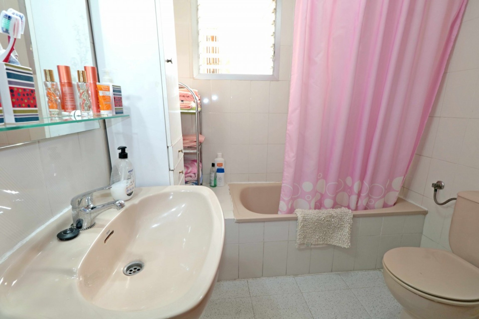 Resale - Apartment -
Playa Del Acequion - Costa Blanca